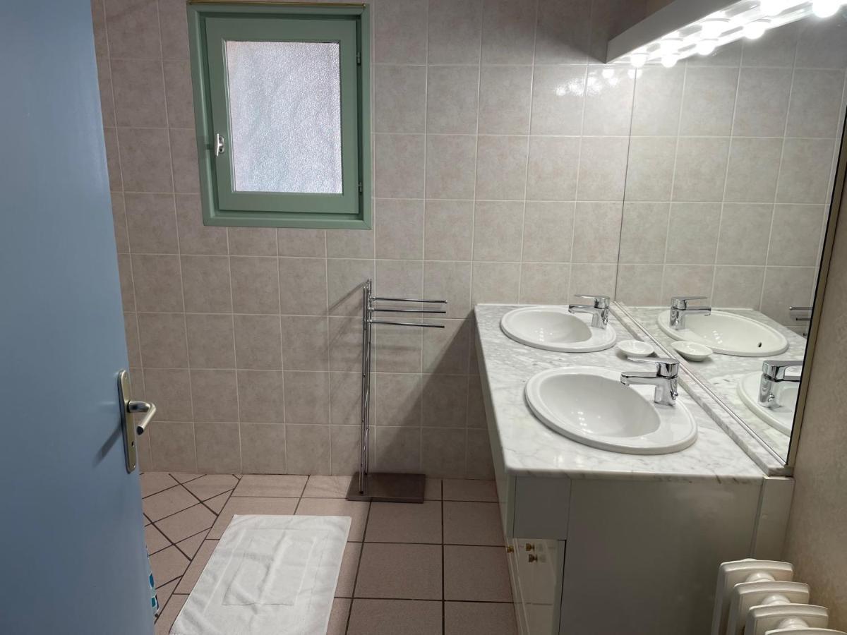 Du Cote De Chez Sam Hotel Andelaroche Екстериор снимка