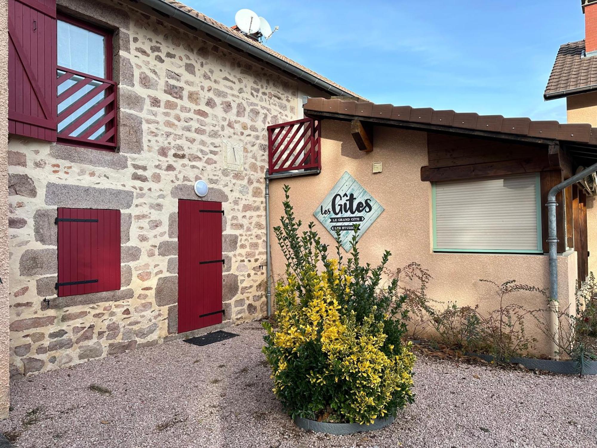 Du Cote De Chez Sam Hotel Andelaroche Екстериор снимка
