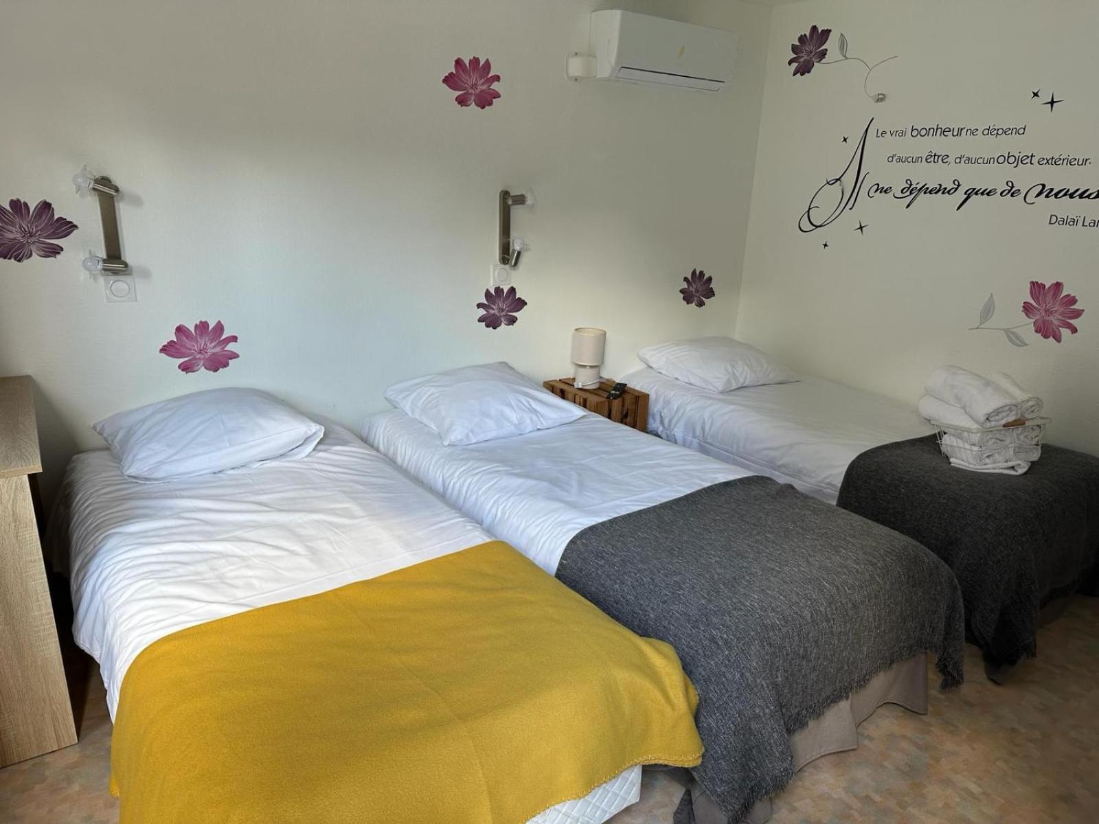 Du Cote De Chez Sam Hotel Andelaroche Екстериор снимка